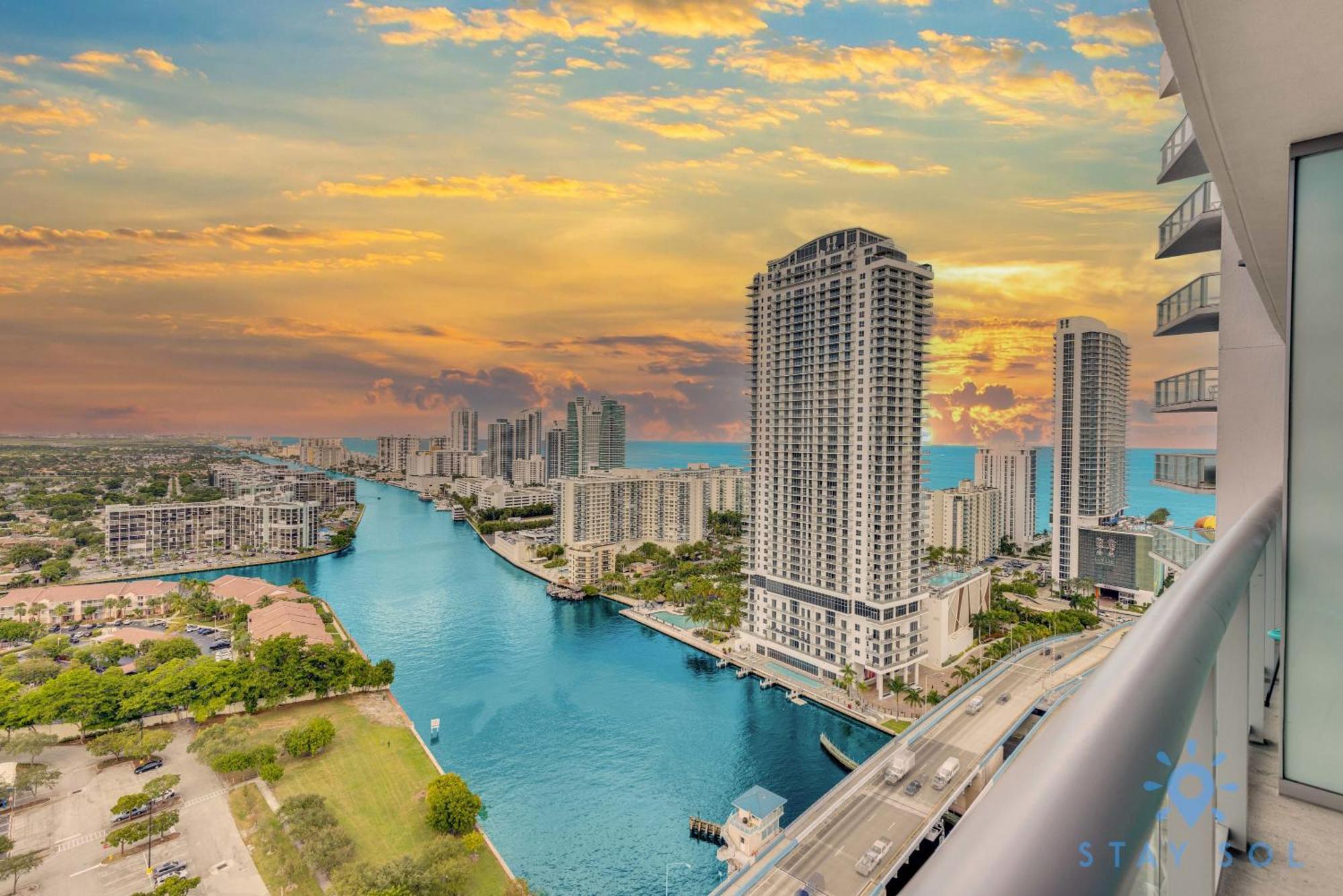 Resort Studio Balcony With Front Bay View Hallandale Beach Exterior foto